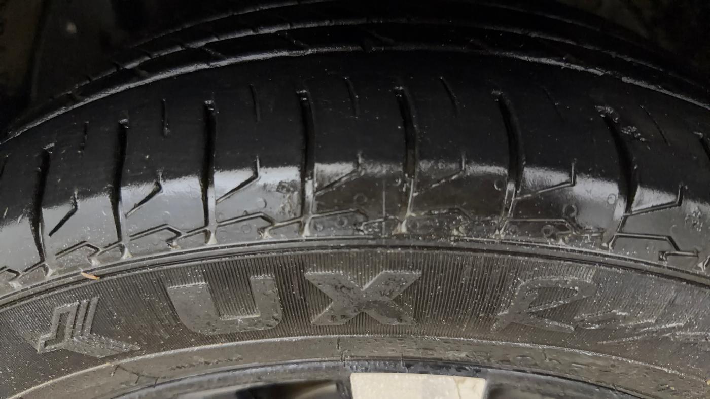 2020 MG HECTOR SHARP 1.5 DCT PETROL, Petrol, Automatic, 43,609 km, Left Front Tyre Tread