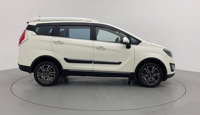 2021 Mahindra MARAZZO M 6 + 8 STR, Diesel, Manual, 47,117 km, Right Side View