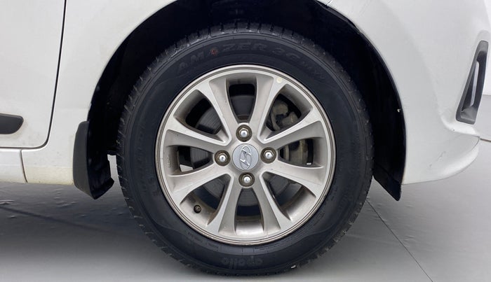 2016 Hyundai Grand i10 1.2 ASTA (O) AT, Petrol, Automatic, 73,494 km, Right Front Wheel