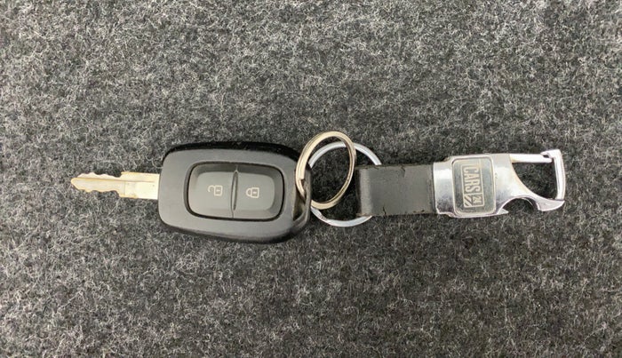2021 Renault Kwid RXT 1.0 AMT (O), Petrol, Automatic, 24,474 km, Key Close Up