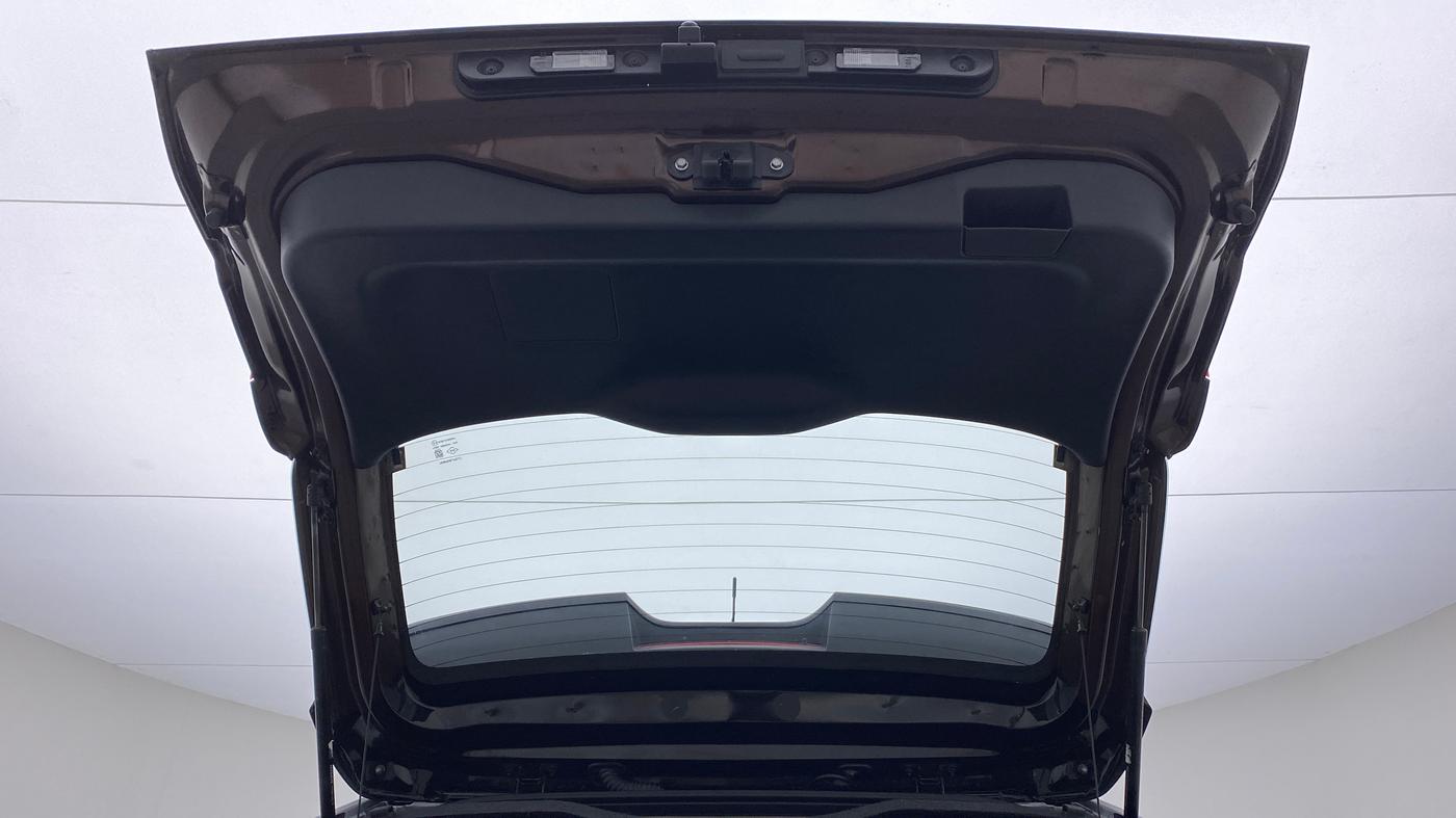 2021 Nissan MAGNITE XV PRIMIUM TURBO CVT, Petrol, Automatic, 17,535 km, Boot Door Open