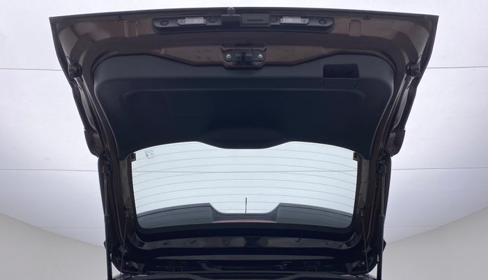 2021 Nissan MAGNITE XV PRIMIUM TURBO CVT, Petrol, Automatic, 17,535 km, Boot Door Open