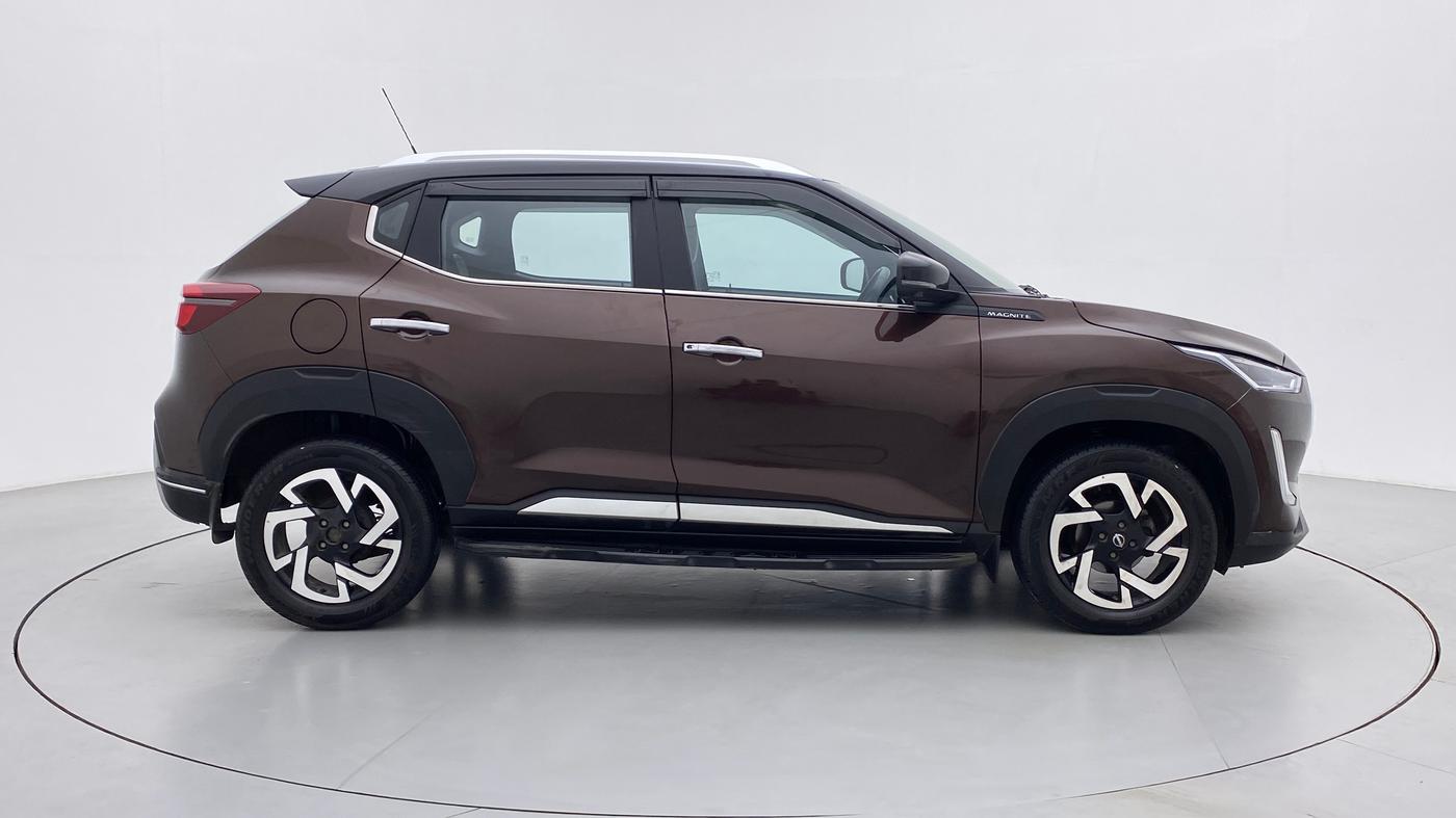 2021 Nissan MAGNITE XV PRIMIUM TURBO CVT, Petrol, Automatic, 17,535 km, Right Side View