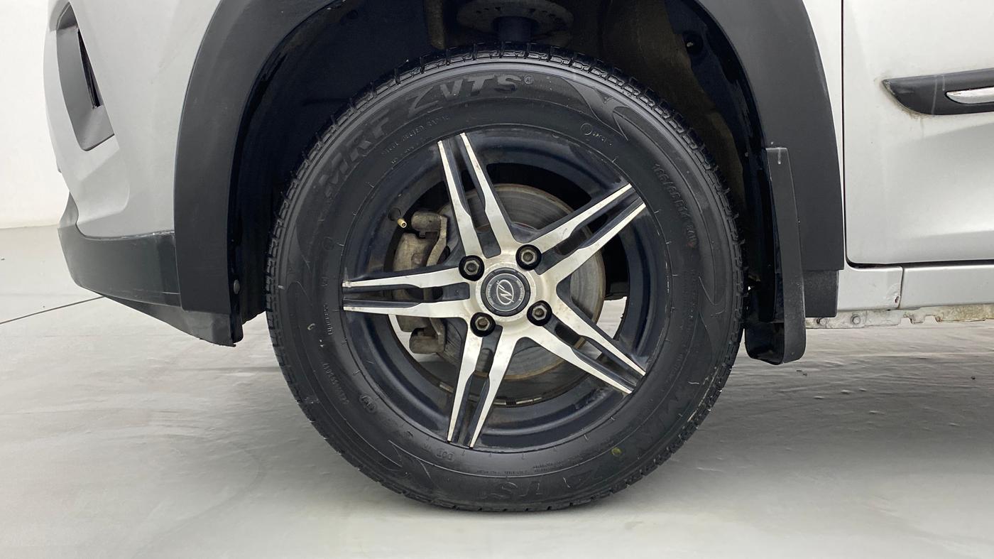 2018 Mahindra KUV 100 NXT K2 6 STR, Petrol, Manual, 36,494 km, Left Front Wheel