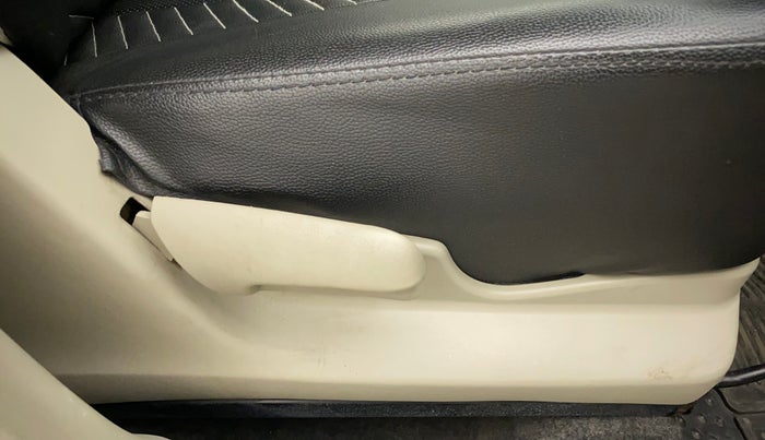 2016 Maruti Celerio VXI AMT, Petrol, Automatic, 64,491 km, Driver Side Adjustment Panel