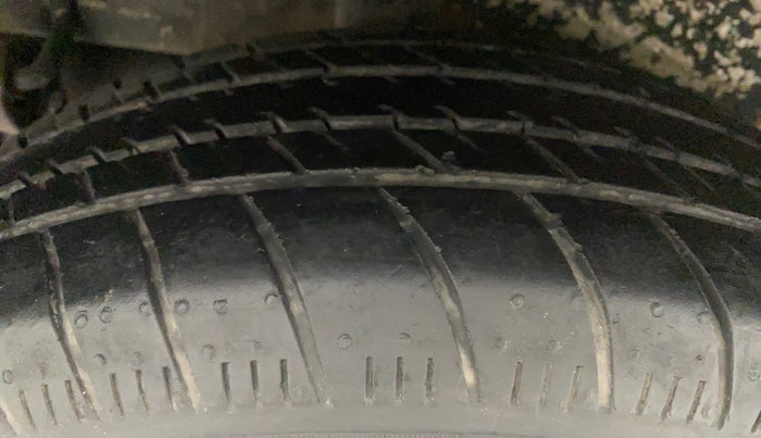 2016 Maruti Celerio VXI AMT, Petrol, Automatic, 64,491 km, Right Rear Tyre Tread