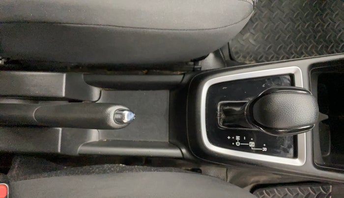 2019 Maruti Swift ZXI AMT, Petrol, Automatic, 1,41,182 km, Gear Lever