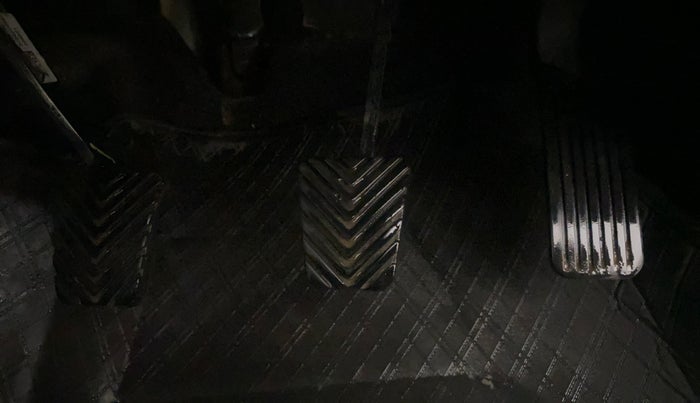 2020 KIA SELTOS HTX 1.5 PETROL, Petrol, Manual, 46,796 km, Pedals