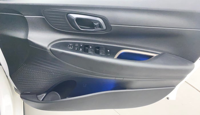 2022 Hyundai NEW I20 ASTA (O) 1.0 TURBO GDI DCT, Petrol, Automatic, 33,559 km, Driver Side Door Panels Control