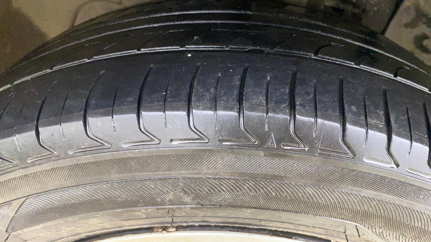 2021 Tata NEXON XMA DIESEL, Diesel, Automatic, 61,099 km, Left Front Tyre Tread