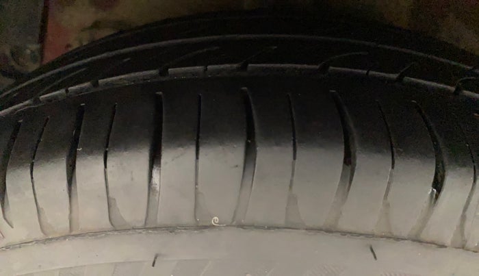 2014 Hyundai Xcent S 1.2, Petrol, Manual, 55,418 km, Right Rear Tyre Tread