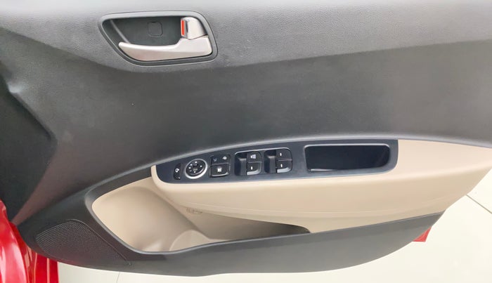2014 Hyundai Xcent S 1.2, Petrol, Manual, 55,418 km, Driver Side Door Panels Control