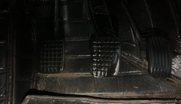 2016 Tata Tiago XZ PETROL, Petrol, Manual, 92,490 km, Pedals