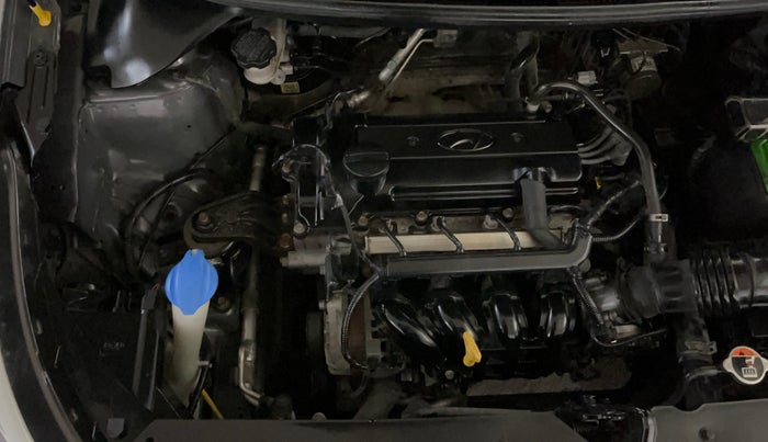 2015 Hyundai Elite i20 SPORTZ 1.2, Petrol, Manual, 56,497 km, Engine View - Right