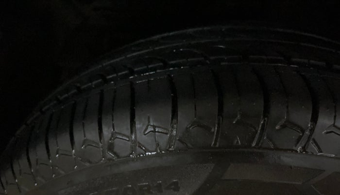 2015 Hyundai Elite i20 SPORTZ 1.2, Petrol, Manual, 56,497 km, Right Rear Tyre Tread