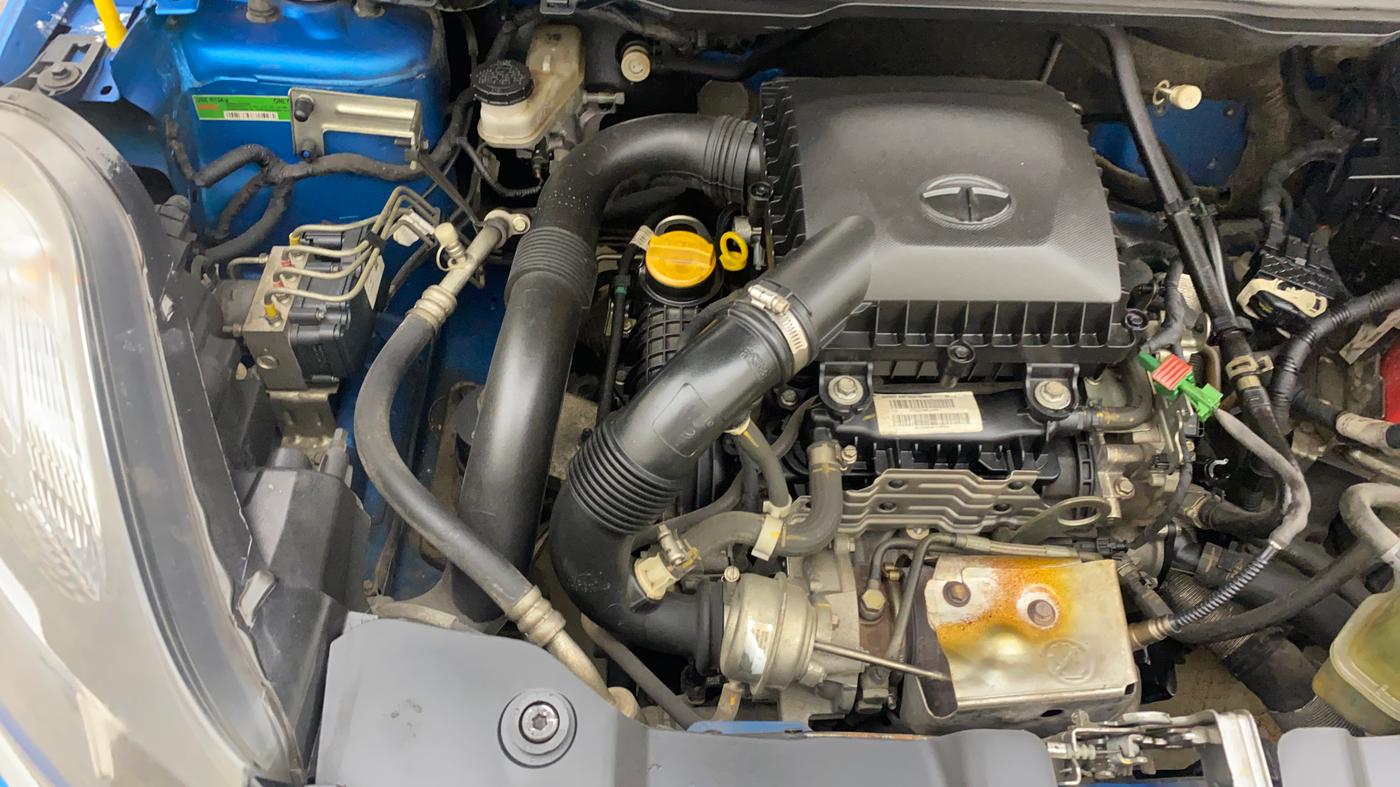 2019 Tata NEXON XMA PETROL, Petrol, Automatic, 48,338 km, Engine View - Right