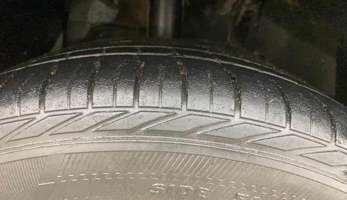 2019 Tata NEXON XMA PETROL, Petrol, Automatic, 48,451 km, Right Front Tyre Tread