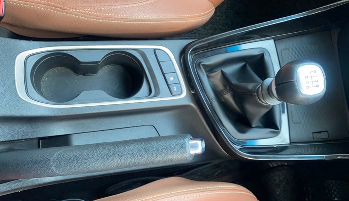 2021 MG HECTOR PLUS SELECT 2.0 DIESEL TURBO MT 7-STR, Diesel, Manual, 41,685 km, Gear Lever