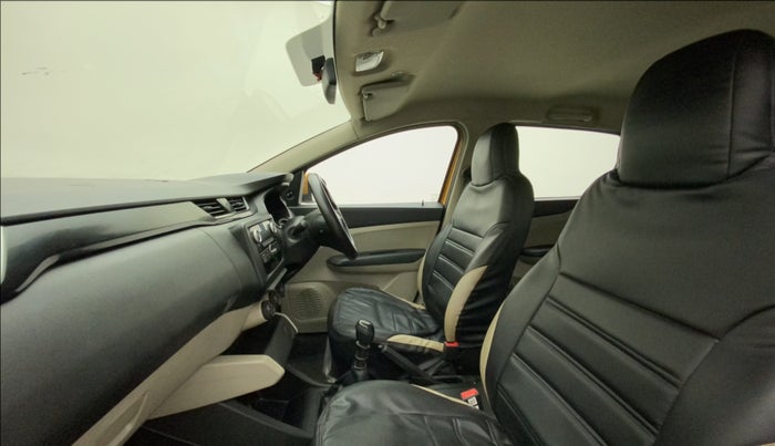 2019 Renault TRIBER RXL MT, Petrol, Manual, 49,829 km, Right Side Front Door Cabin