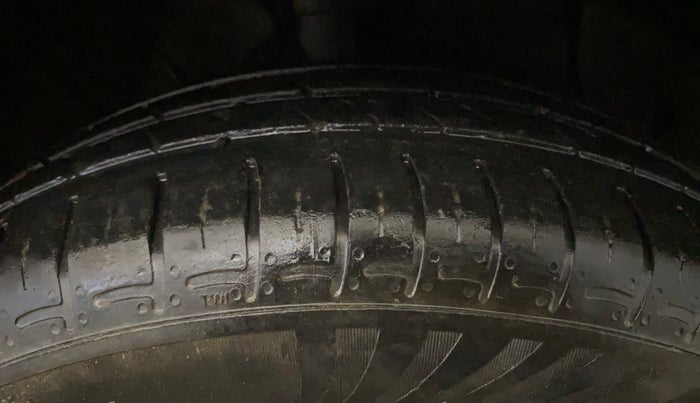 2024 Hyundai EXTER S 1.2 MT, CNG, Manual, 21,606 km, Right Front Tyre Tread