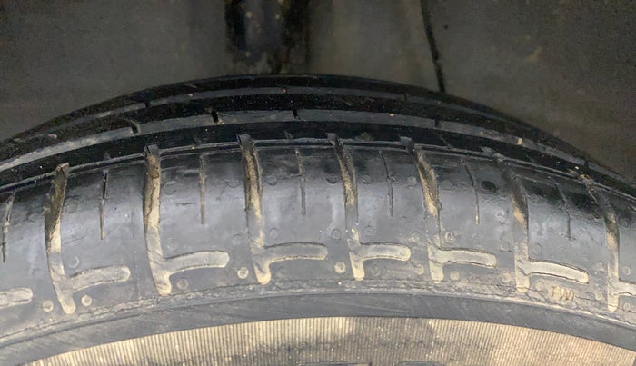 2020 Hyundai GRAND I10 NIOS SPORTZ 1.2 KAPPA VTVT, Petrol, Manual, 18,086 km, Right Rear Tyre Tread