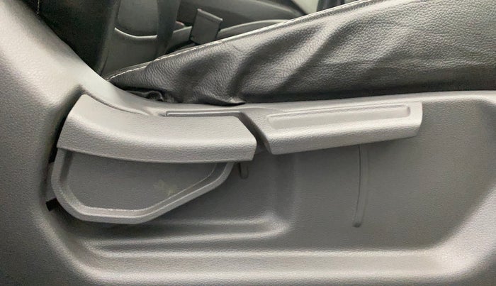 2020 Hyundai GRAND I10 NIOS SPORTZ 1.2 KAPPA VTVT, Petrol, Manual, 18,086 km, Driver Side Adjustment Panel