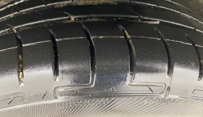 2023 Tata Tiago XT RHYTHM PETROL, Petrol, Manual, 15,104 km, Left Front Tyre Tread