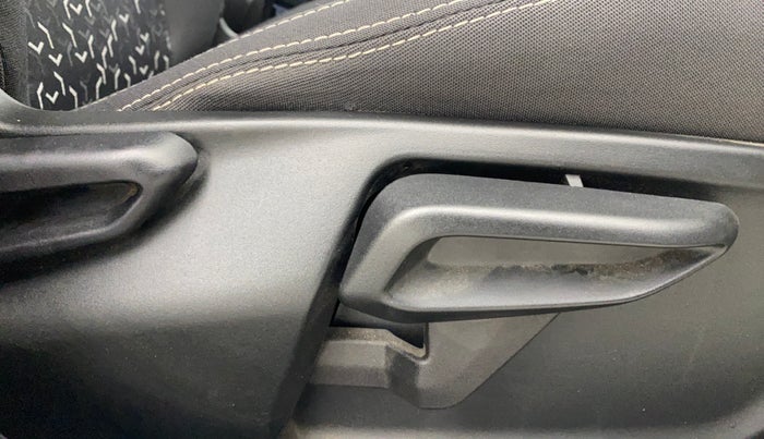 2023 Tata Tiago XT RHYTHM PETROL, Petrol, Manual, 15,104 km, Driver Side Adjustment Panel