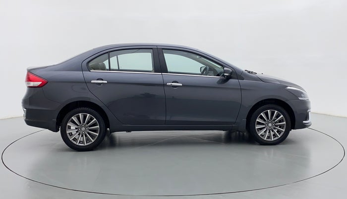 2022 Maruti Ciaz ALPHA 1.5 MT VTVT SHVS, Petrol, Manual, 281 km, Right Side
