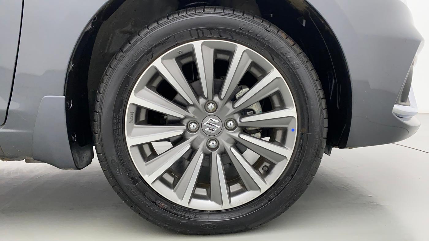 2022 Maruti Ciaz ALPHA 1.5 MT VTVT SHVS, Petrol, Manual, 281 km, Right Front Wheel