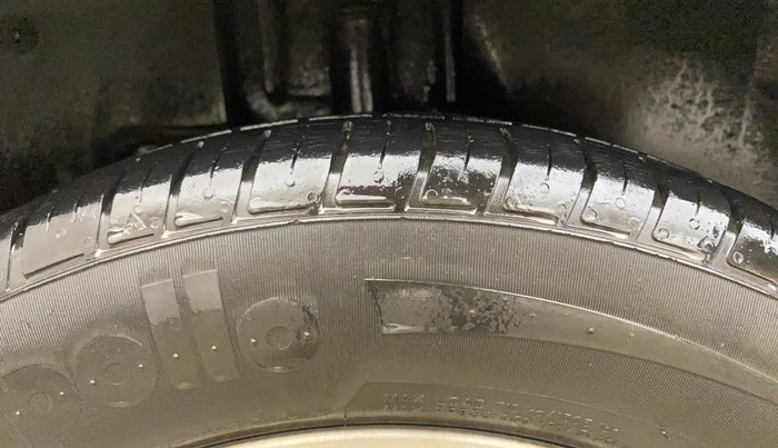 2019 Nissan Kicks XL DIESEL, Diesel, Manual, 61,756 km, Right Rear Tyre Tread