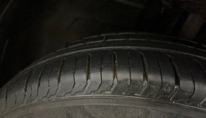 2023 Tata PUNCH ADVENTURE MT, Petrol, Manual, 2,538 km, Left Front Tyre Tread