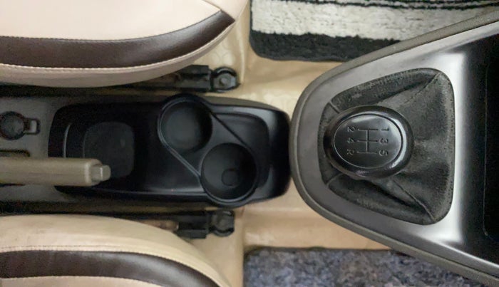 2012 Hyundai i10 MAGNA 1.1, Petrol, Manual, 90,773 km, Gear Lever