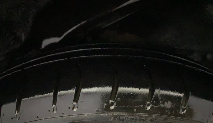 2012 Hyundai i10 MAGNA 1.1, Petrol, Manual, 90,773 km, Left Rear Tyre Tread