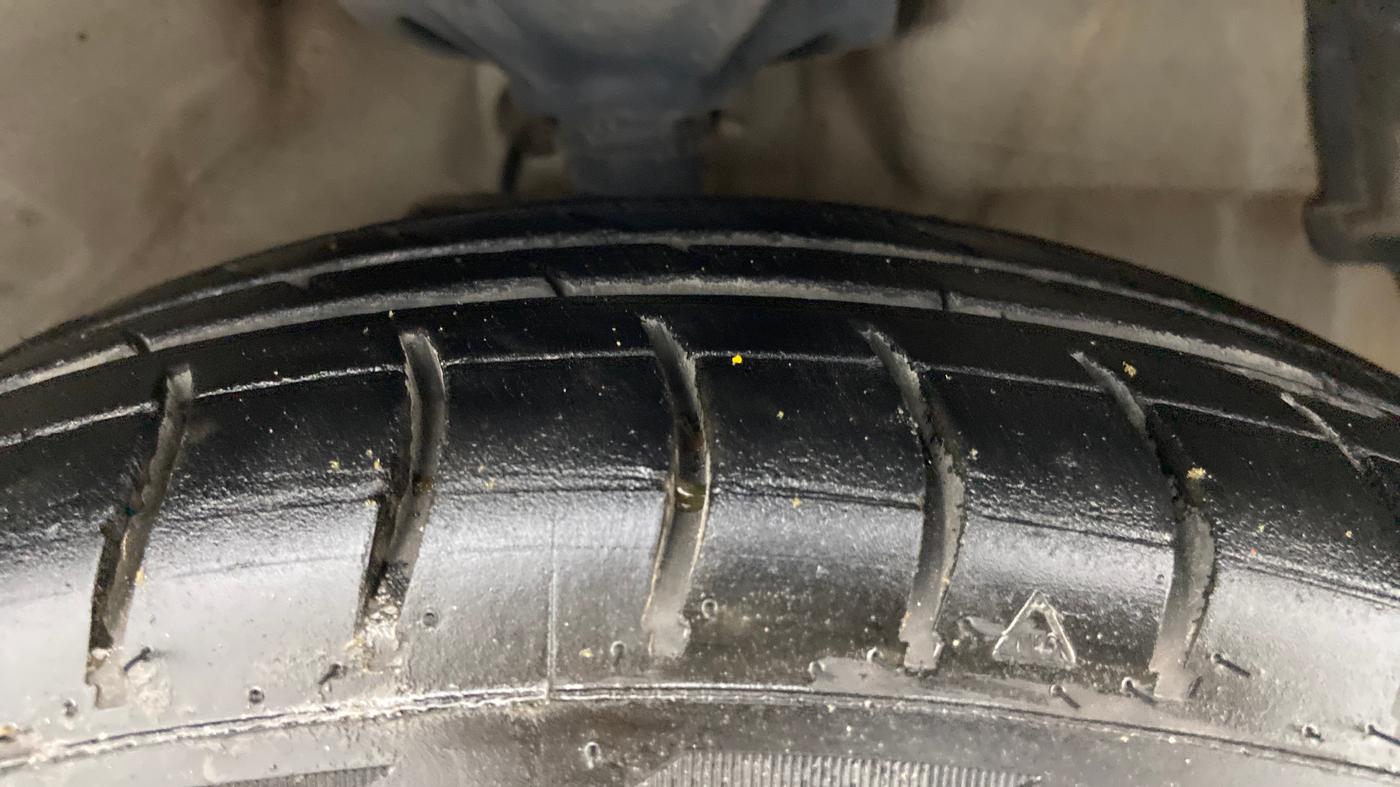 2019 Maruti Celerio ZXI AMT (O), Petrol, Automatic, 50,490 km, Right Front Tyre Tread