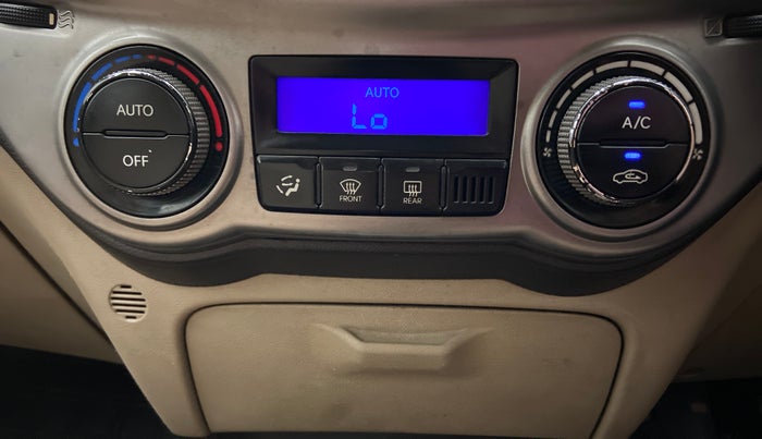 2013 Hyundai i20 MAGNA O 1.2, Petrol, Manual, 1,15,490 km, Automatic Climate Control