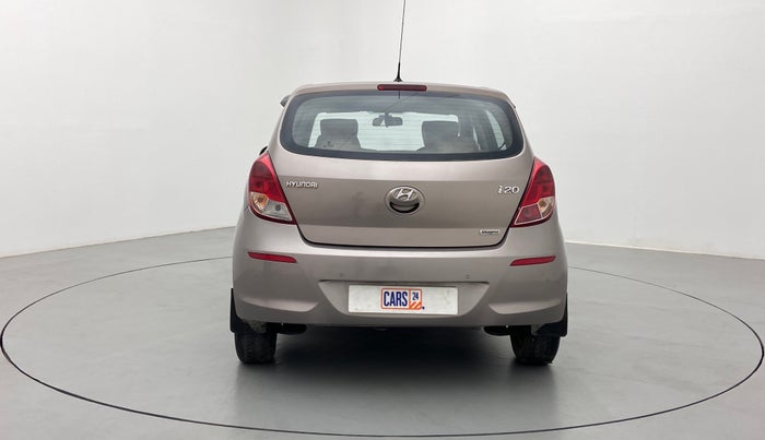 2013 Hyundai i20 MAGNA O 1.2, Petrol, Manual, 1,15,490 km, Back/Rear