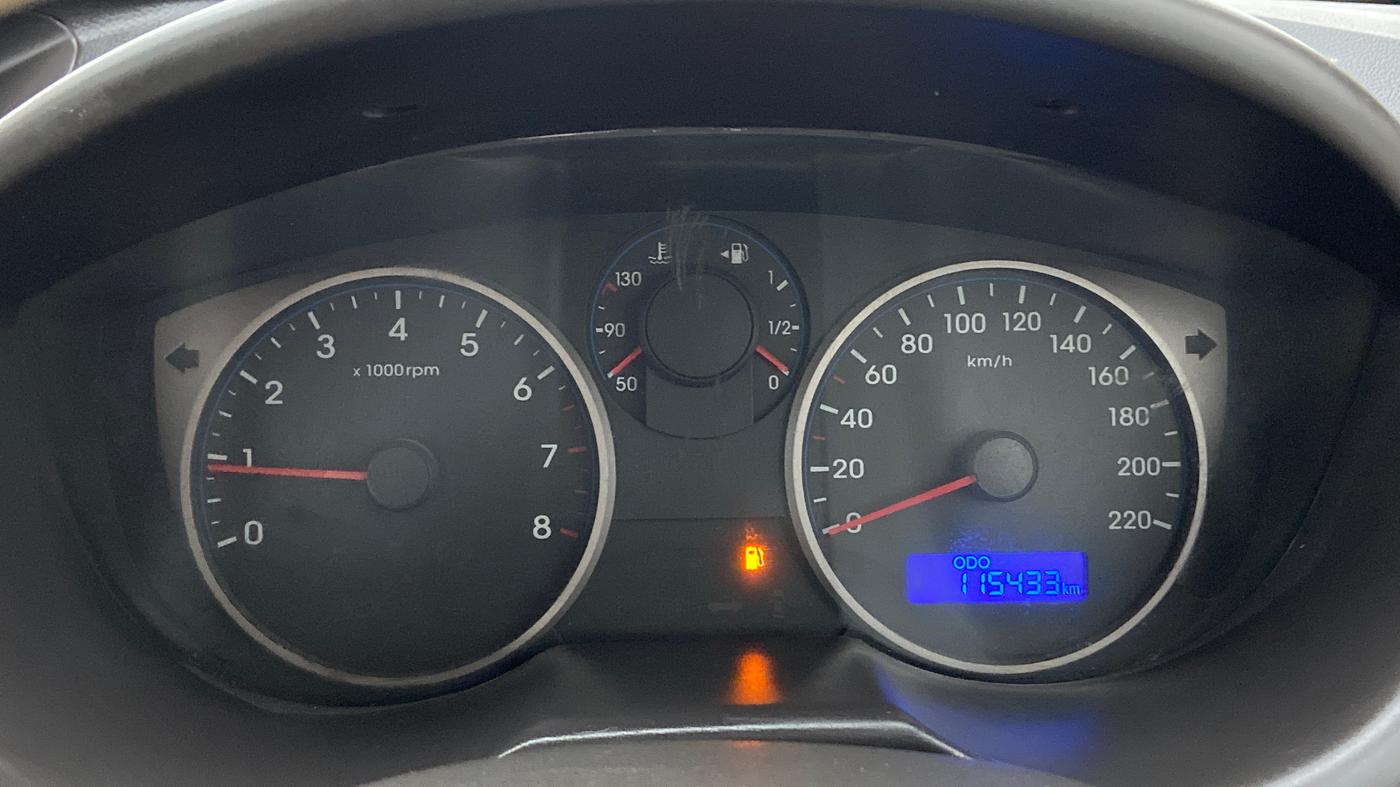 2013 Hyundai i20 MAGNA O 1.2, Petrol, Manual, 1,15,490 km, Odometer Image
