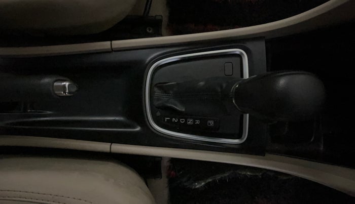 2019 Maruti Ciaz DELTA AT 1.5 SHVS PETROL, Petrol, Automatic, 43,848 km, Gear Lever