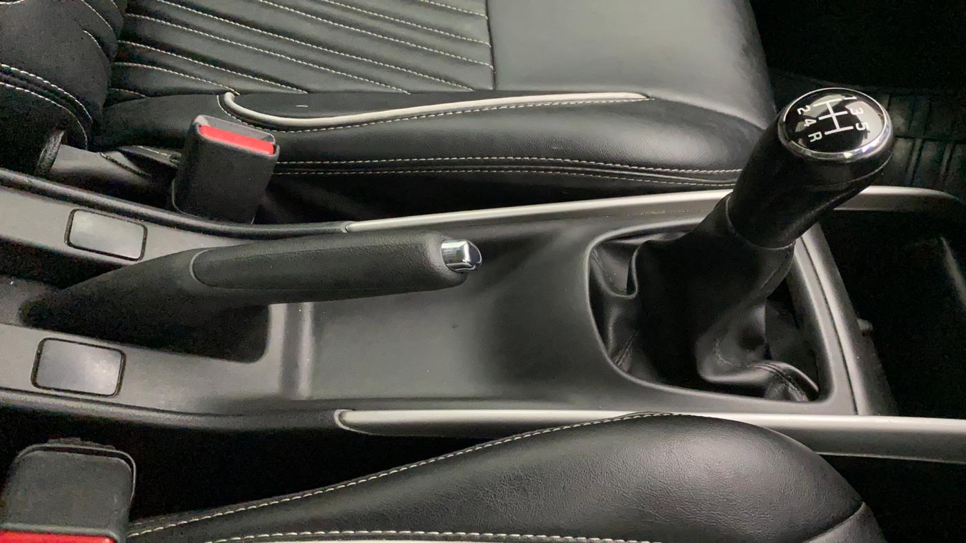 2018 Maruti Baleno ALPHA PETROL 1.2, Petrol, Manual, 84,430 km, Gear Lever