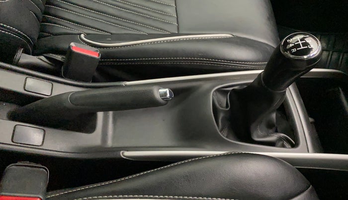 2018 Maruti Baleno ALPHA PETROL 1.2, Petrol, Manual, 84,430 km, Gear Lever