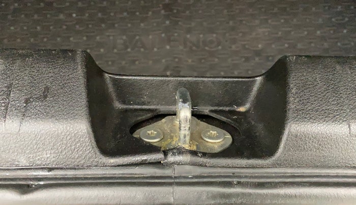2018 Maruti Baleno ALPHA PETROL 1.2, Petrol, Manual, 84,430 km, Dicky (Boot door) - Trim lock has minor damage