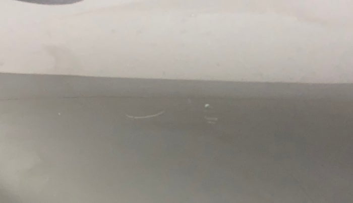 2018 Maruti Baleno ALPHA PETROL 1.2, Petrol, Manual, 84,430 km, Front passenger door - Minor scratches