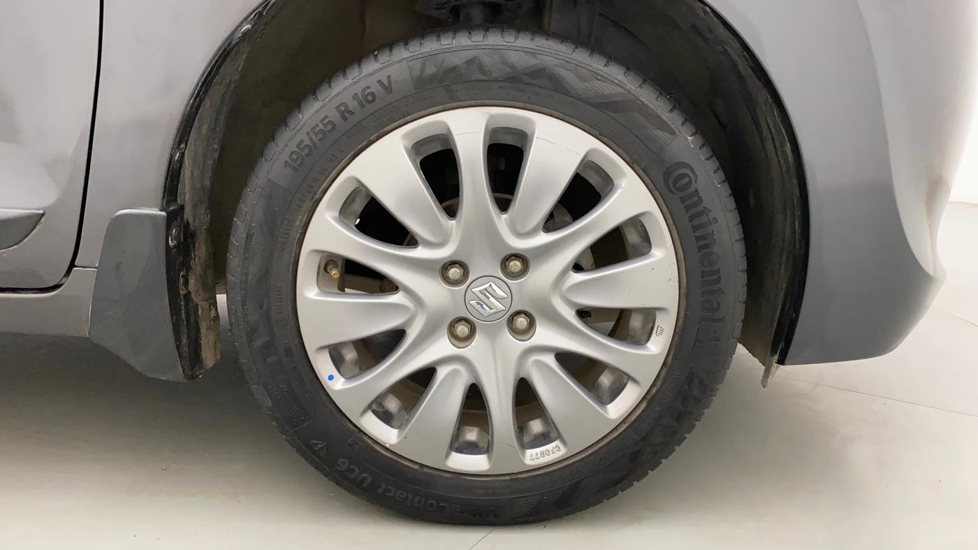 2018 Maruti Baleno ALPHA PETROL 1.2, Petrol, Manual, 84,430 km, Right Front Wheel