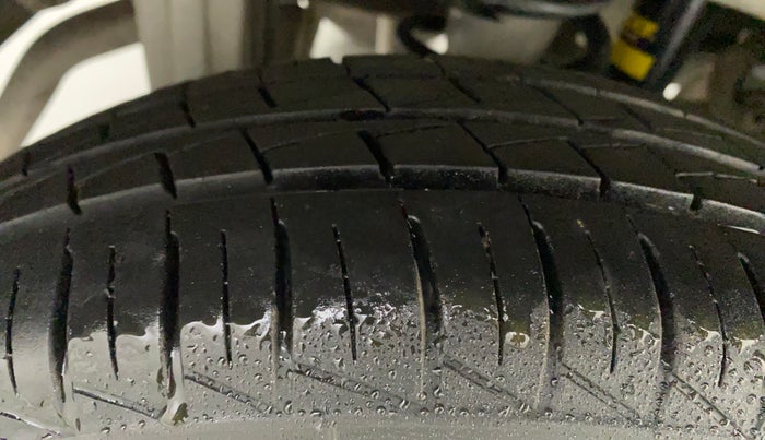 2022 Maruti Alto LXI OPT CNG, CNG, Manual, 15,855 km, Right Rear Tyre Tread