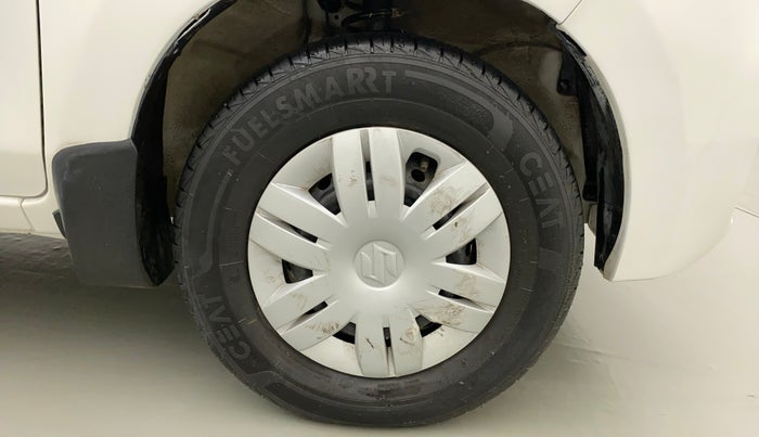 2022 Maruti Alto LXI OPT CNG, CNG, Manual, 15,855 km, Right Front Wheel
