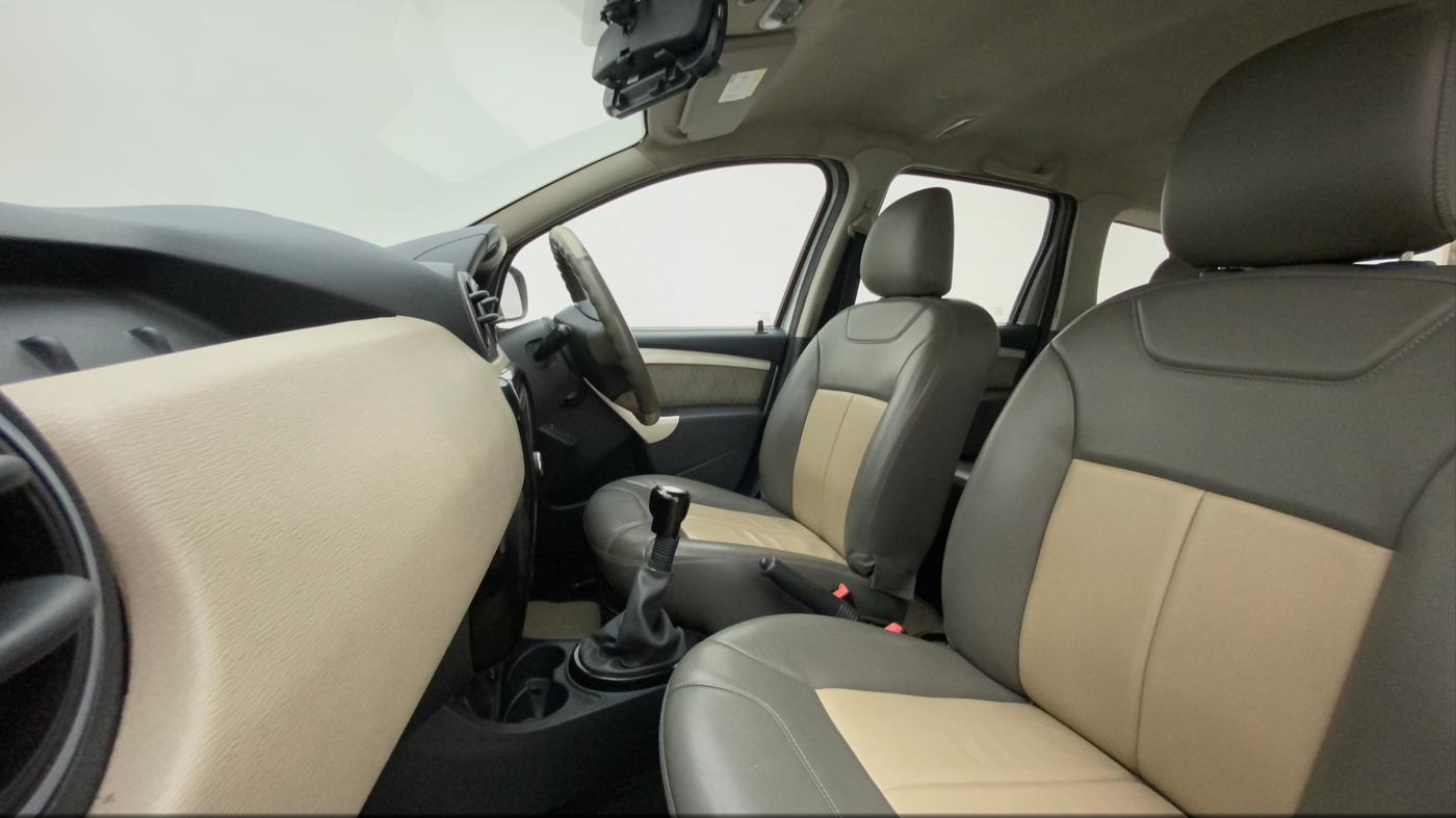 2012 Renault Duster 85 PS RXL DIESEL, Diesel, Manual, 53,113 km, Right Side Front Door Cabin
