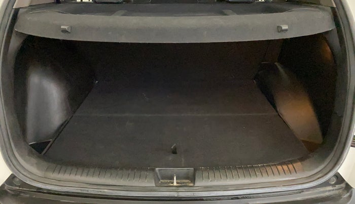 2019 Hyundai Creta SX (O) 1.6 PETROL, Petrol, Manual, 83,847 km, Boot Inside