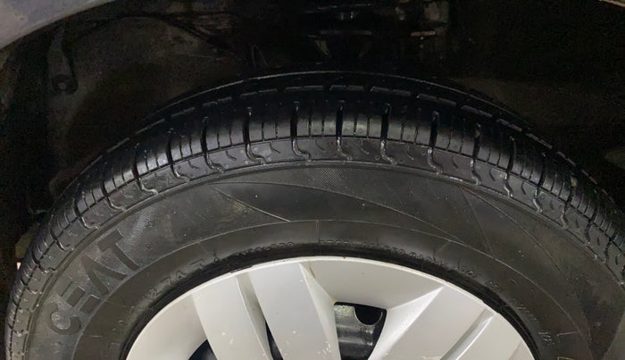2021 Maruti Alto VXI, Petrol, Manual, 30,717 km, Left Front Tyre Tread