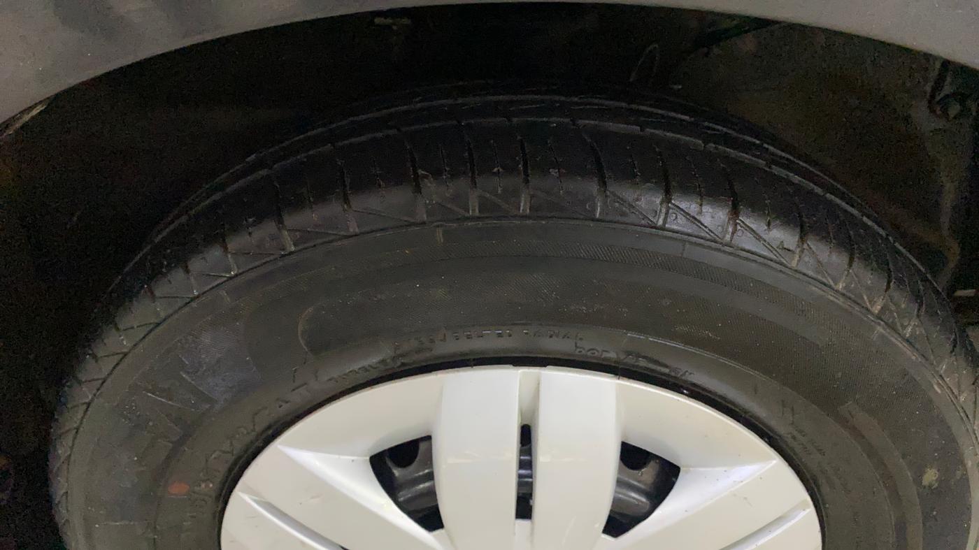 2021 Maruti Alto VXI, Petrol, Manual, 30,717 km, Right Front Tyre Tread